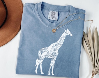 Comfort Colors Floral Giraffe Shirt, Cute Giraffe Shirt, Giraffe Shirt, Giraffe Tshirt, Giraffe Gift, Animal Lover Shirt, Giraffe Lover Gift