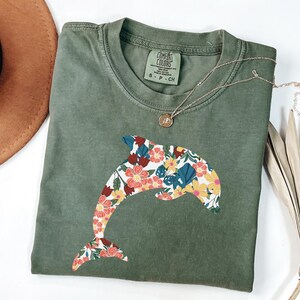 Comfort Colors Floral Dolphin Shirt, Dolphin Lover Shirt, Cute Dolphin Shirt, Animal Lover Shirt, Floral Dolphin T-Shirt, Dolphin Shirts