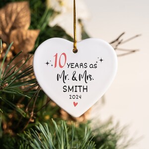 10 Year Anniversary Gift, Mr Mrs 10th Wedding Anniversary Ornament For Parents, Custom Name Married Couple Keepsake For Husband Wife