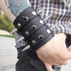 Gothic Leather Spiked Bracelet - High Quality Punk Spike Rivets Cuff - Black Adjustable Cuff Bangle - Spiked Wristband Goth Style Bracelet !