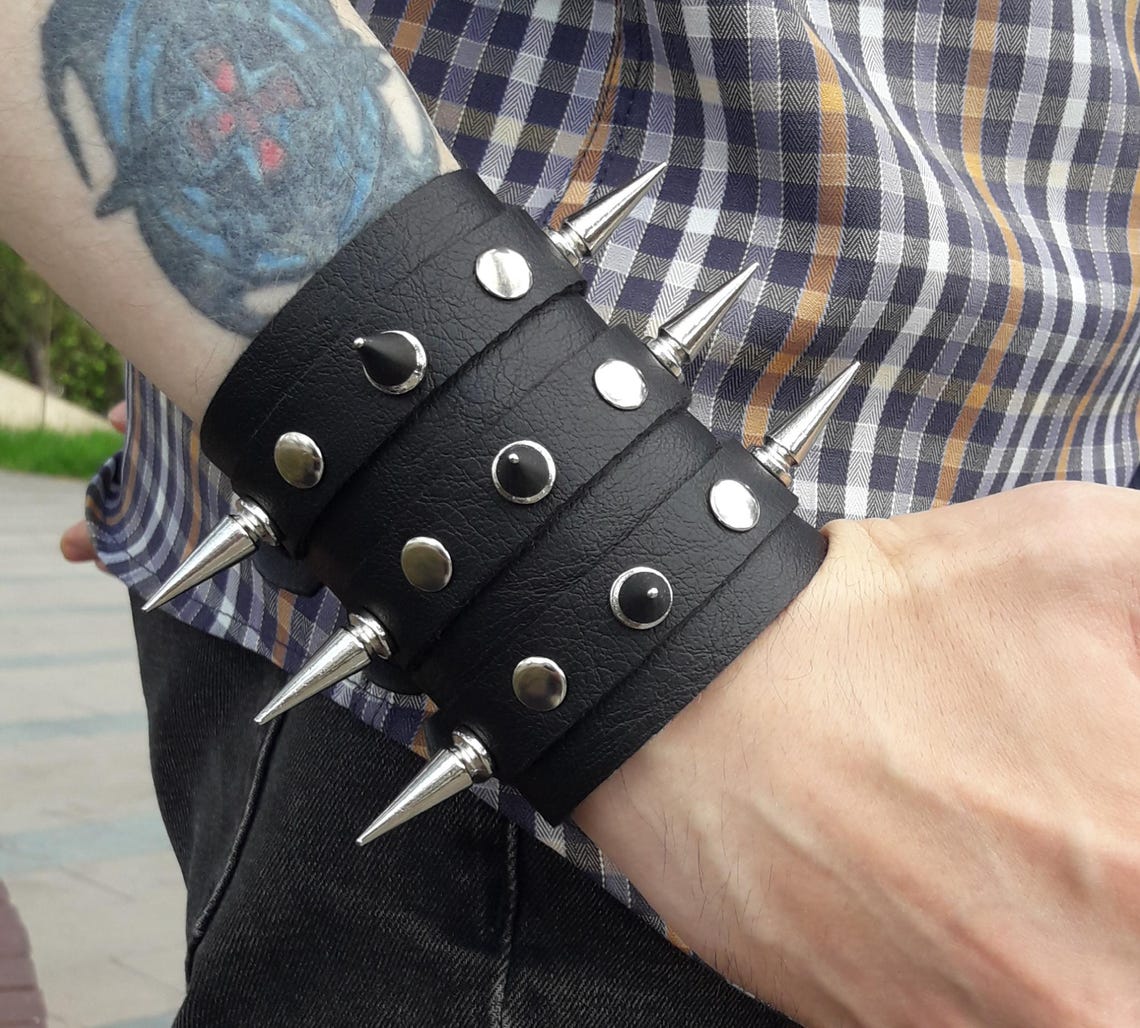 JAZTAKU Punk Gothic Leather Bracelet – Adjustable Spike Cuff Bangle With Skull & Cross For Men & Women