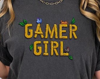 Comfort Colors Gamer Girl Sweatshirt, Pixel Art Style, Stardew Valley Inspired Sweater, Cozy Retro Gaming Apparel, Cute Gift for Her
