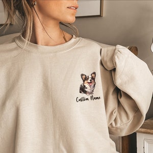 Corgi Custom Sweatshirt dog mom Personalized Sweatshirt Dog Mom Gift, Corgi Mom Sweatshirt Corgi Lover Gift Corgi Name Sweater memorial gift