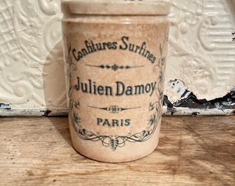 Old jam jar by Julien Damoy - French flea market -