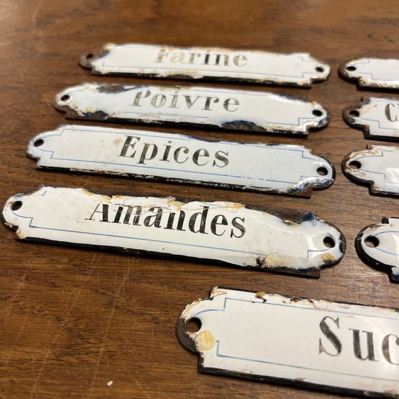 Images de Plaque metallique – Téléchargement gratuit sur eepik