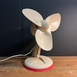 Vintage fan from the 50s - French flea market -