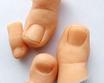 Realistic silicone toe