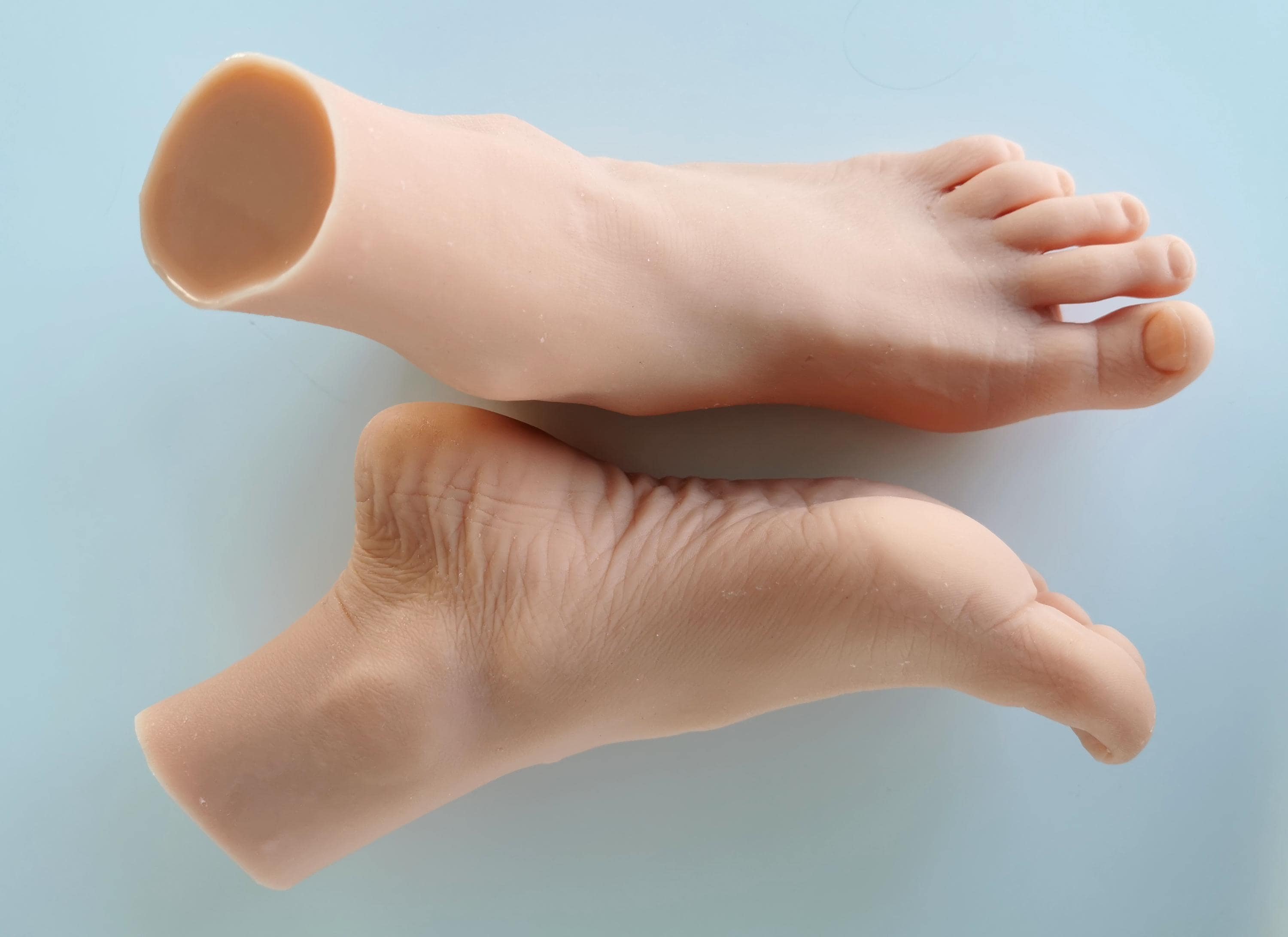 16 Piedini In Silicio Antiscivolo Per Gambe Tavolo E Taglieri – Diametro 40mm, Autoadesivi, Senza Viti