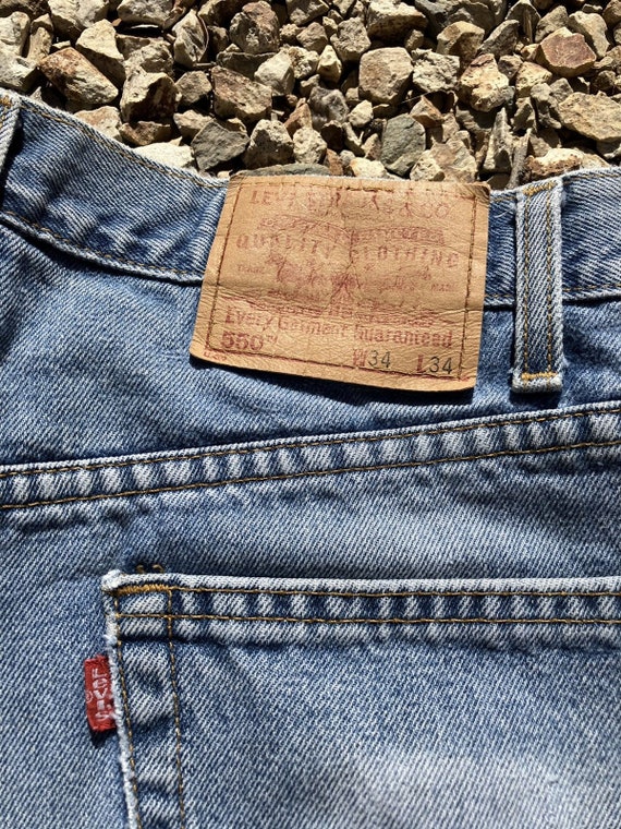 Vintage 1990’s Levi’s 550 Jeans 33x33 Light Wash … - image 5