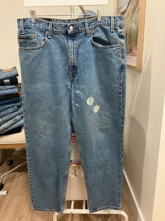 Vintage 1990’s Levi’s 550 38x30 Distressed Stained