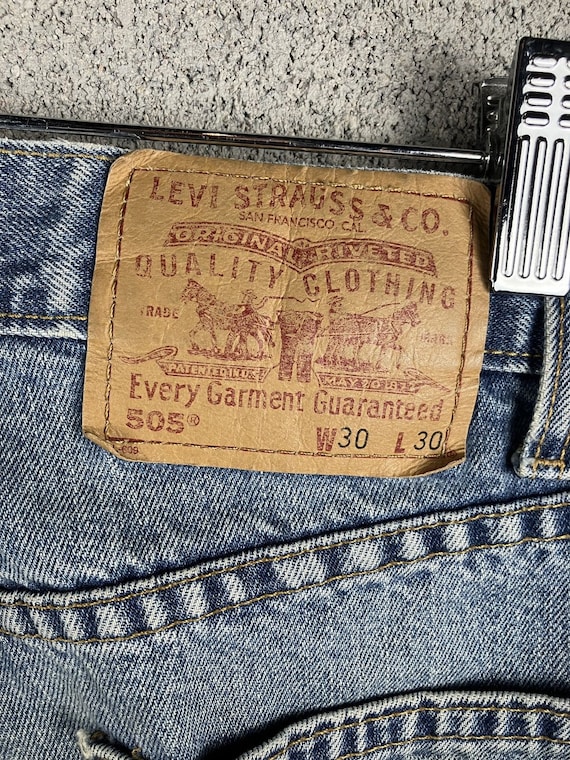 Vintage Y2K Levi’s 505 Jeans 29x30 Light Wash - image 7