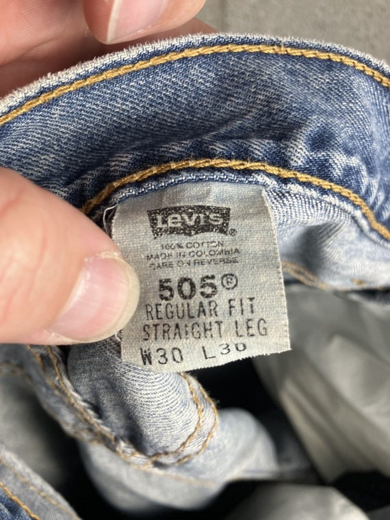 Vintage Y2K Levi’s 505 Jeans 29x30 Light Wash - image 8