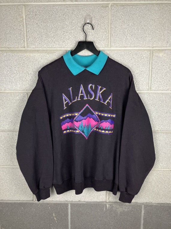 Vintage 1990s Alaska Graphic Collared Crewneck Swe