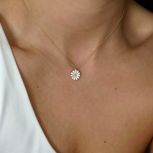 Minimalist Daisy Necklace for Women 925 carat sterling silver White Flower Necklace Daisy necklace gold and silver image 2