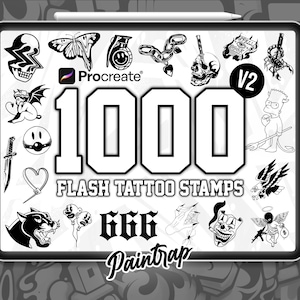 Peut inclure: Une tablette numérique affiche 1000 tampons de tatouage flash, avec des motifs de crânes, de papillons et d'autres illustrations graphiques. Le texte "Procreate" et "Paintrap" est également visible.