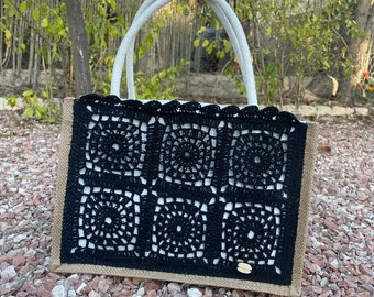 Borsa nera all'uncinetto Granny Square