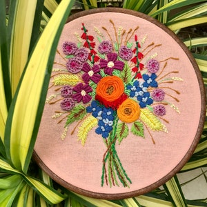 Flower bunch hand embroidery/ finished embroidery hoop art for home wall décor/ botanical embroidery/ nursery embroidery / birthday gifts