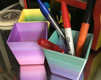 Rainbow Pen Holder: Colorful 3D Printed Desk Organizer
