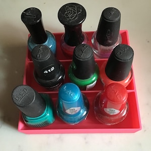 Vassoio per smalti e cosmetici - Contiene 9 smalti / Organizzatore per cosmetici per casa e salone / Supporto per manicure e nail art