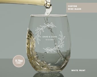 Personalized Wedding Wine Glass Custom Gift for Couple Anniversary Gift for Engagement Wreath Stemless Wine Glass Keepsake Bride and Groom