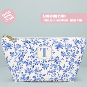 Bridesmaid Gift Makeup Bag Sorority Big Little Gift Toile De Jouy College Girl Gift Personalized Toiletry Bag Travel Pouch Dorm Essentials