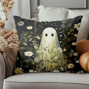Halloween Ghost Floral Pillowcase Cute Spooky Season Pillow Cottagecore Dorm  Decorations Retro Throw Cushion Gift for Her Fall Aesthetic