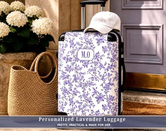 Bagage personnalisé avec monogramme en toile lavande, valise à roulettes personnalisée, sac cabine, cadeau de voyage pour club d'étudiantes