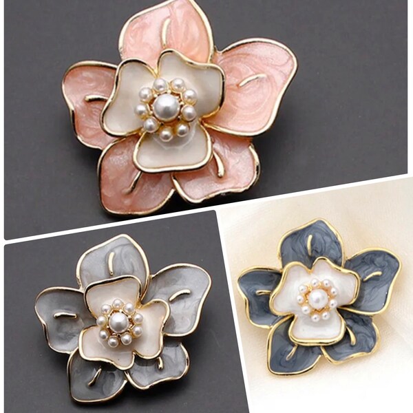 Small Flower Pearls Brooch Pink Blue Grey Enamel Gift Retro Vintage Gold Plated