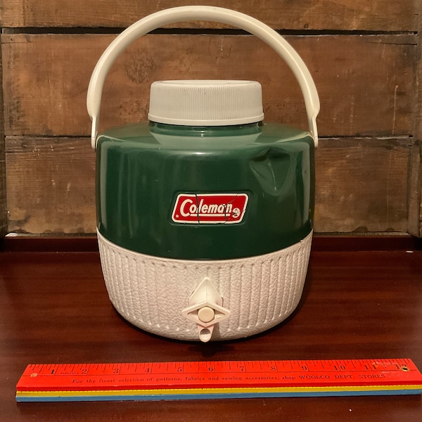 Pichet Thermos Vintage Coleman 1 Gallon - Modèle Wichita Kansas 1979 - Avec Tasse Et Couvercle - Occasion