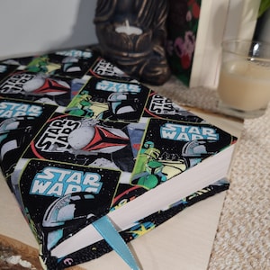 Book cover, adjustable book cover, book protector, Star Wars, cotton, gift idea, integrated bookmark