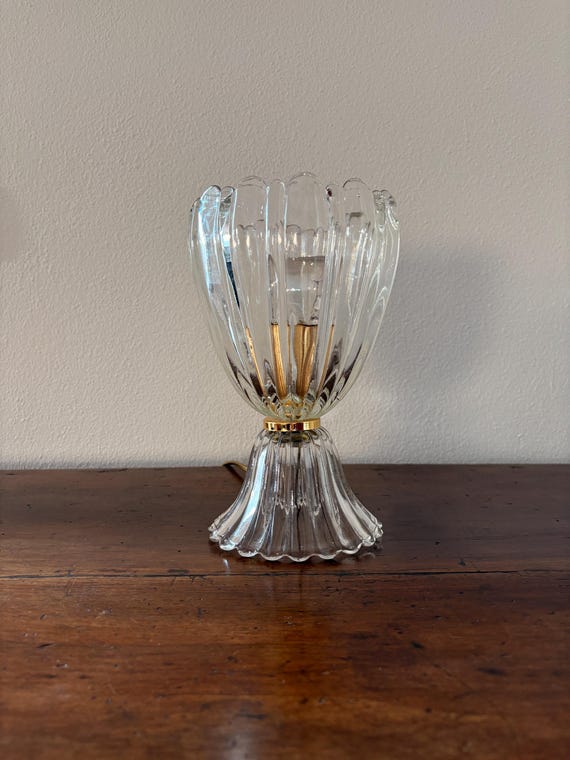 Lampada da tavolo vintage, anni '50 in ottone e vetro soffiato