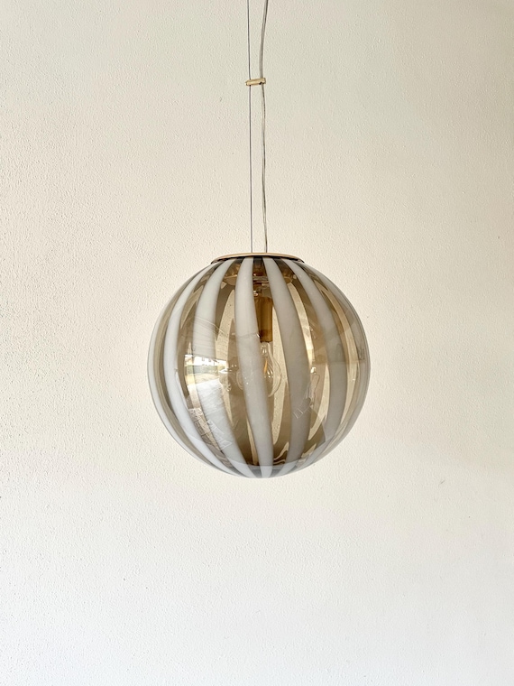 Lampadario in vetro di Murano TRASPARENZE Fumè con canne bianche di Effetre Murano, soffiato a bocca e lavorato a mano