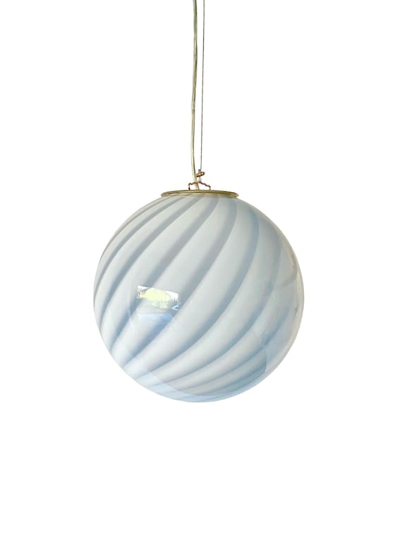 Lampada da soffitto CLOUD BLUE MURANO D 30 con vetro rigadin a spirale, montatura dorata