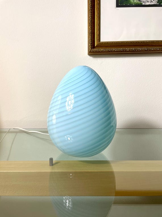 Murano Glass Table Lamp: A Masterpiece of Style and Craftsmanship