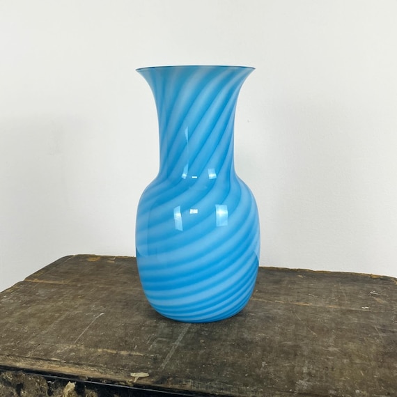Vase - original Murano glass vase swirl