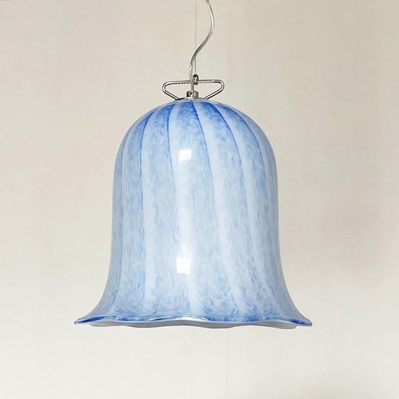 Lampadario La Murrina si chiamaTulip, vintage e originale