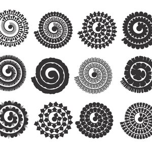 Pu&ograve; includere: Set di dodici disegni a spirale in bianco e nero. Ogni disegno presenta un motivo e uno stile di spirale diversi.