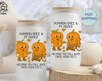 Vaso de cristal personalizado para fisioterapeuta. Idea de regalo para fisioterapeuta. Taza de café helado. Vaso de cristal personalizado para fisioterapeuta.