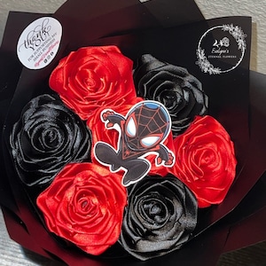Spiderman 7 Ewiger Rosenstrauß, ewiger Blumenstrauß, Forever Rosen, Rosen, Blumen, Forever Flowers, Satinband.