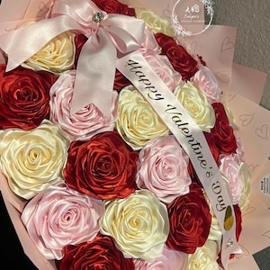32 count bouquet with ribbon bow message, eternal bouquet, ramo eterno, ever lasting flower bouquet, quince, engagement, graduation, wedding