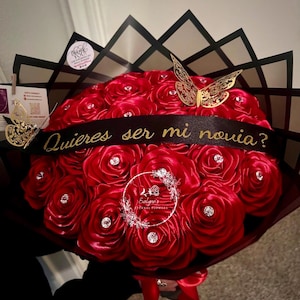 Ewiger Rosenstrauß mit ausziehbarer Botschaft, ewiger Rosenstrauß, ewige Blumen, ewige Blumen, rosas eternas, ramo.