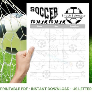 Könnte beinhalten: Druckbarer Fußball-Snack-Plan mit einer schwarz-weißen Fußballgrafik oben. Der Plan hat Spalten für Name, Datum und Snack-Artikel. Der Hintergrund ist mit Fußball-Illustrationen gefüllt.