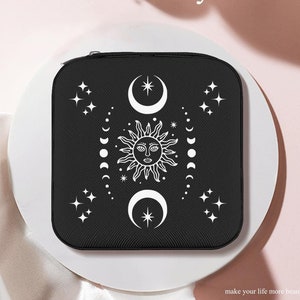 Himmlische Reise Schmuckschatulle, Mondphase Ohrring, Ringschatulle, Brautjungfer Geschenk, Reise Schmuck Organisator, Sun Solar Geldbörse, okkultes Zeichen