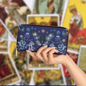 Portafoglio falena magica, porta carte, pelle vegana, borsetta astrologica gufo celeste, pochette con cerniera, illustrazione falena, organizer per carte bambino luna