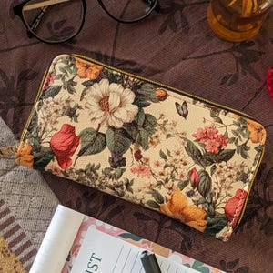 Cartera vintage con flores para mujer, con estampado de imitación cottagecore, con cremallera, estilo bohemio, de piel vegana, ideal como regalo.