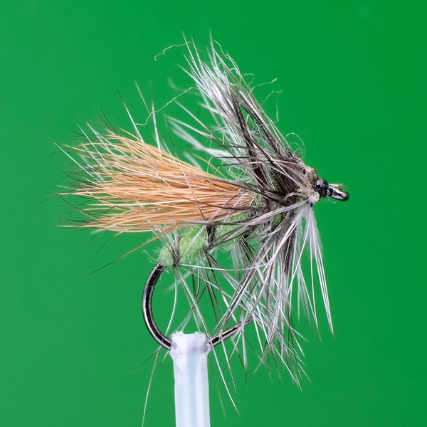 Elk Hair Fluttering Caddis Green Grizzly Sedegs Fly Fishing Barbless Trout Dry Flies River Fishing Sizes 12BL 14BL