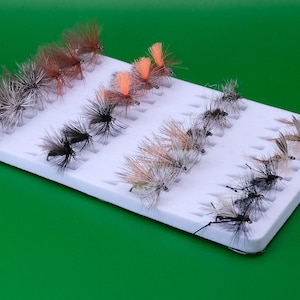 Dry Flies All Round Set x24 Fly Fishing Barbless Trout Grayling Flies Terrestrials