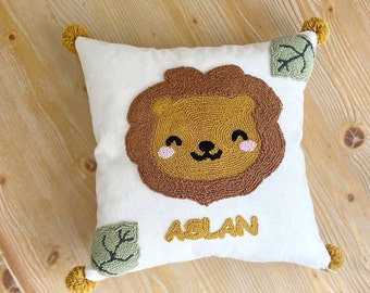 Crochet Lion Pillow, Handmade pillow, Crochet Animal Pillowcover, Baby Lion Throw Pillow, Punch Needle Lion Pillow, Baby Lion Pillow Case