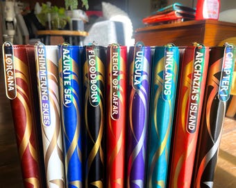 Lorcana Set Names Binder Zipper Pull: TCG Storage Organizer, Gold/Silver Clasp