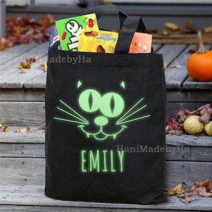 Dark Halloween Bag, Vibrant Trick or Treat Tote, Kids’ Halloween Candy Collection Gift, Halloween Party Favor Gift